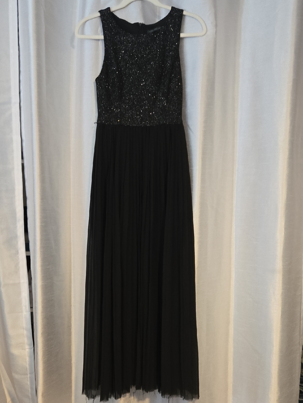 Forever New Black Sleeveless Beaded Evening Gown